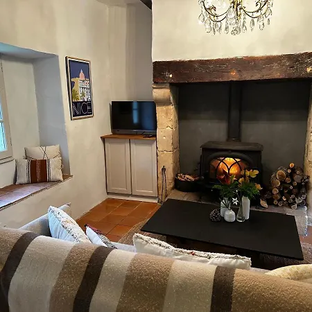 The Snug House *