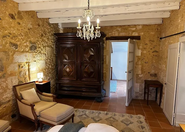 The Snug House Semesterbostad Maurens (Dordogne)